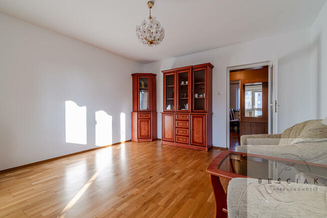 Mieszkanie Tarnów, M. Dąbrowskiej