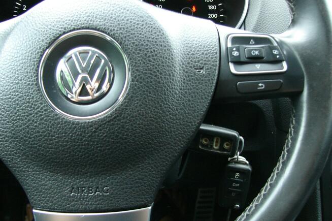 Volkswagen Golf Benzyna 1,2 -90 KM. Dobry stan techn.i wizualny