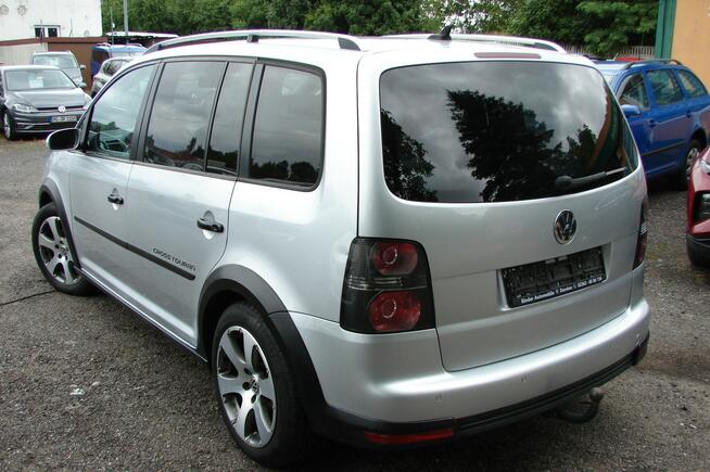 VW Touran Cross 2,0 TDi 140 KM
