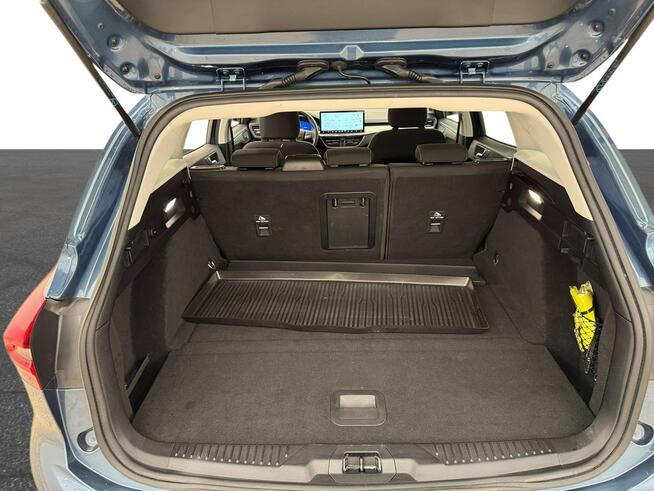 Ford Focus 1.0 EcoBoost mHEV Titanium X aut Kombi
