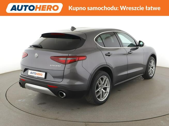 Alfa Romeo Stelvio 4x4 automat skóra navi klima auto grzane fotele kamera cofania