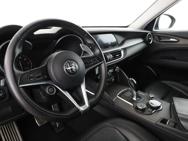 Alfa Romeo Stelvio 4x4 automat skóra navi klima auto grzane fotele kamera cofania