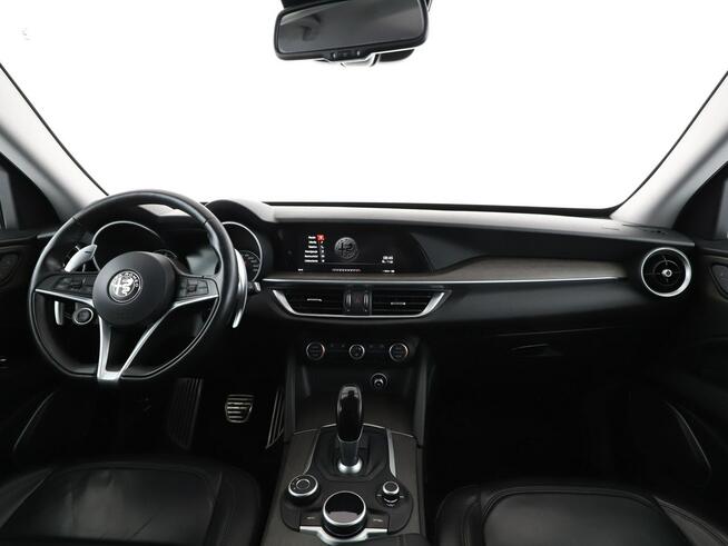 Alfa Romeo Stelvio 4x4 automat skóra navi klima auto grzane fotele kamera cofania