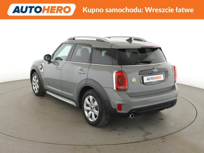 Mini Countryman PHEV full LED navi grzane fotele kamera i czujniki parkowania