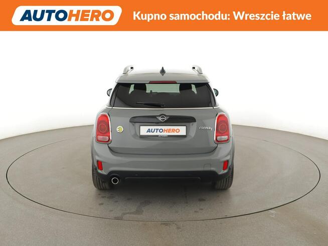 Mini Countryman PHEV full LED navi grzane fotele kamera i czujniki parkowania