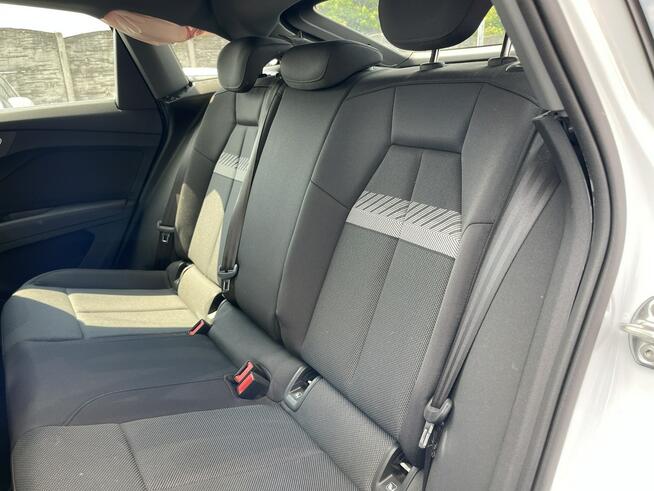 Audi Q4 e-tron Salon PL Elektryk Automat Podgrzewanie Pakrtonik