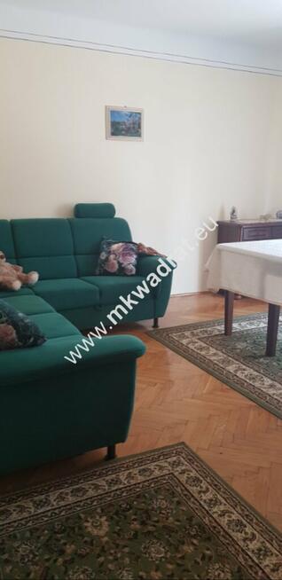Wolnostojący dom na działce 1140 m2 Brwinów