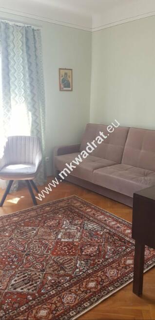 Wolnostojący dom na działce 1140 m2 Brwinów