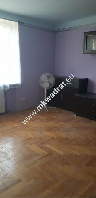 Wolnostojący dom na działce 1140 m2 Brwinów