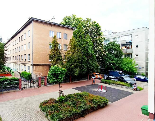 Klimatyczna mikro kawalerka – ul. Siewierska 3