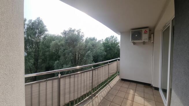 Nowoczesne 2 pokojwe mieszkanie z balkonem i klimatyzacją