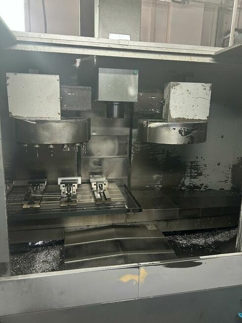 Centrum obróbcze CNC AFM DEFUM BACA R-1000