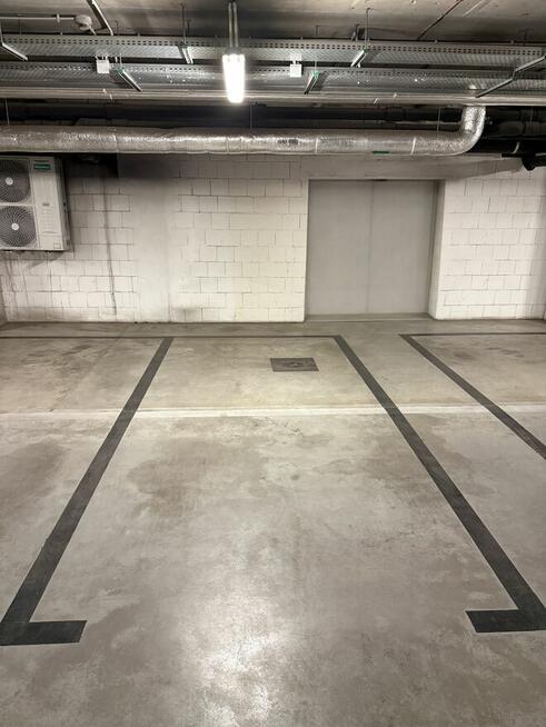 Miejsce postojowe, Garaż, Parking ANGEL ul. Walońska