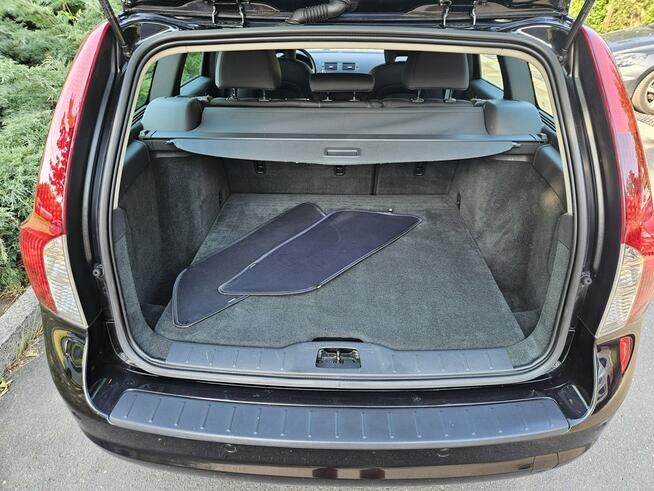 Volvo V50 2.0d 150km 5 cylindrów* Super Stan* Bogate Wyposażenie* Rok GWARANCJI