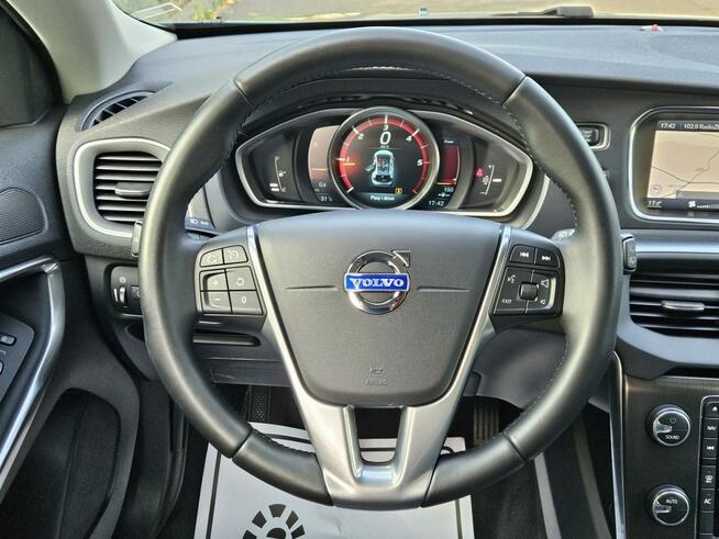Volvo V40 Ładne i Zadbane* Panorama dach* Rok GWARANCJI