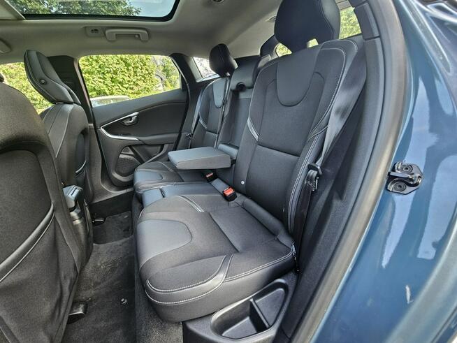 Volvo V40 Ładne i Zadbane* Panorama dach* Rok GWARANCJI