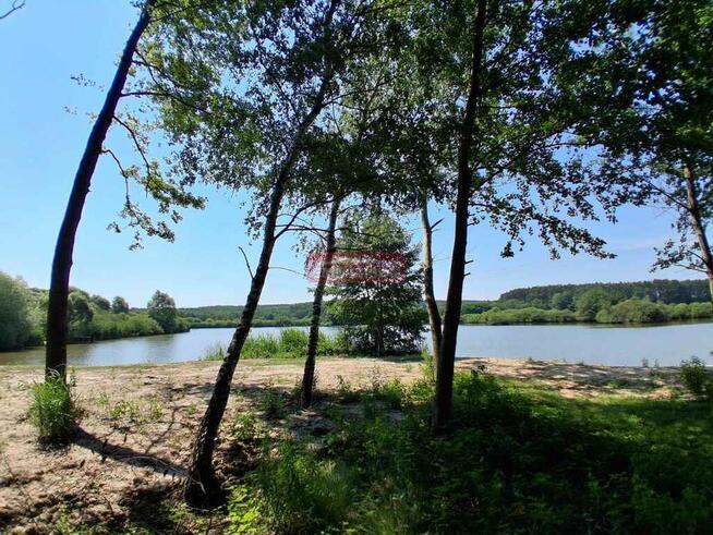 Piękna działka z własnym jeziorem i prywatną plażą