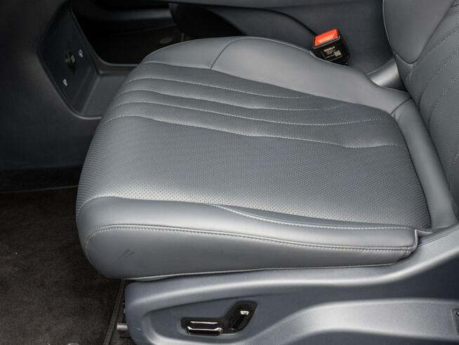 Geely Starray EM-i 1.5 PHEV Pro Podgrz.f i kier Elektr.f Skóra LED