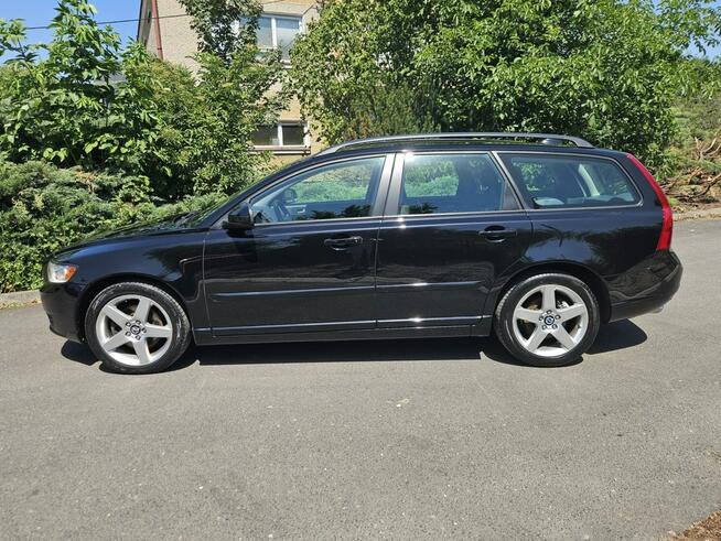 Volvo V50 2.0d 150km 5 cylindrów* Super Stan* Bogate Wyposażenie* Rok GWARANCJI