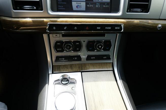 Jaguar XF 3.0d Luxury, ze Szwajcarii