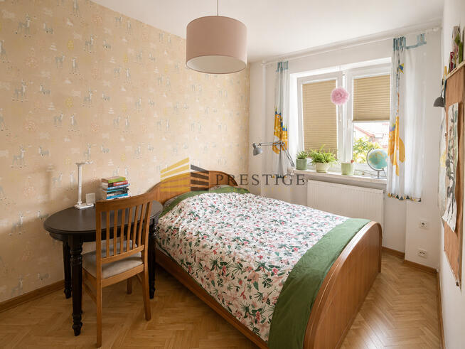 Dom 240m2, 8 pokoi, Zacisze