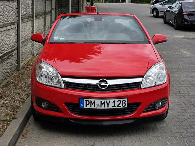 Opel Astra Cabrio 1.9 CDTI 150 KM. PRZEBIEG: 84.970 KM. FuLL Opcja. JEDYNY TAKI. Bezwypa
