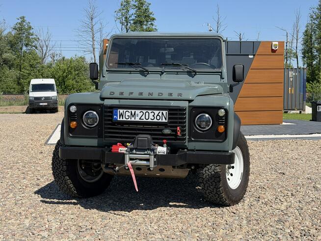 Land Rover Defender 2.4 TD4