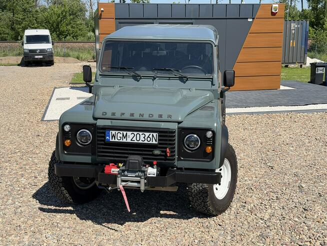 Land Rover Defender 2.4 TD4