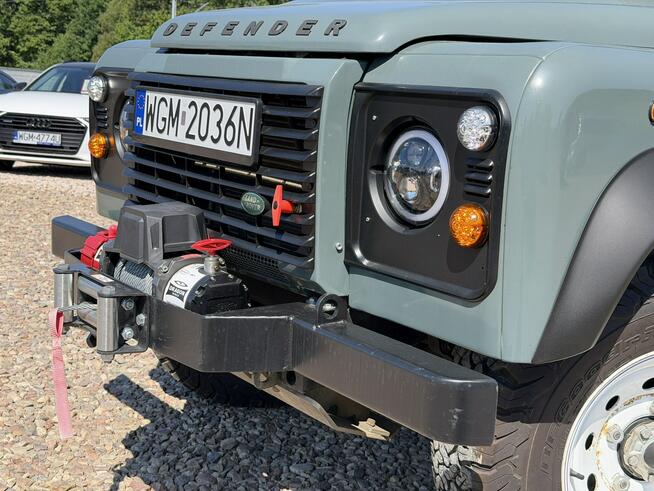 Land Rover Defender 2.4 TD4