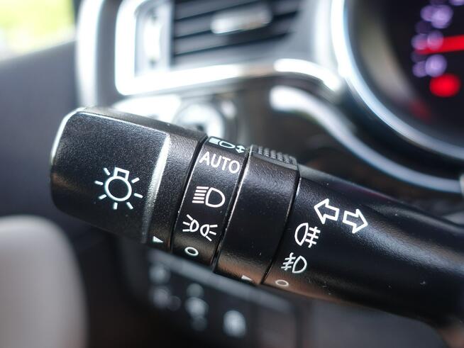 Kia Cee'd 1,6D Klimatronik Ledy Alu Navi Kam.Cof. Opłacony VIP Gwarancja