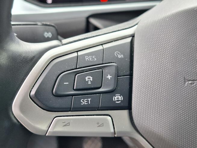Volkswagen T-Roc 1.0 TSI 110 KM / Life / Kamera / Podgrzewane fotele / Salon Pl / ASO