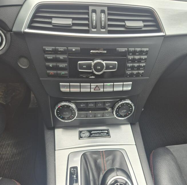 Mercedes C 350 AMG Line gwint alu 19 full opcja Rok Gwarancji