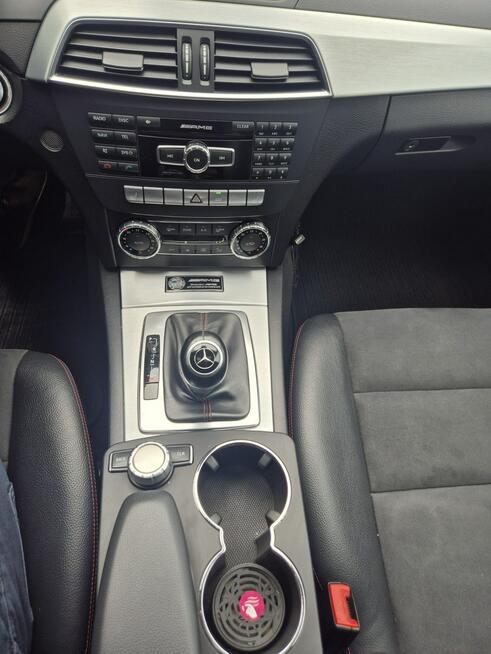 Mercedes C 350 AMG Line gwint alu 19 full opcja Rok Gwarancji