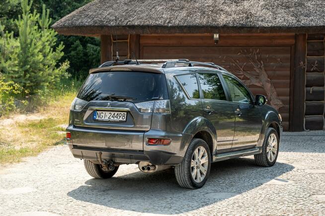 Mitsubishi Outlander SUV / 4x4 AWD / 177 KM / 7 Miejsc / Rockford Fosgate / Szyberdach