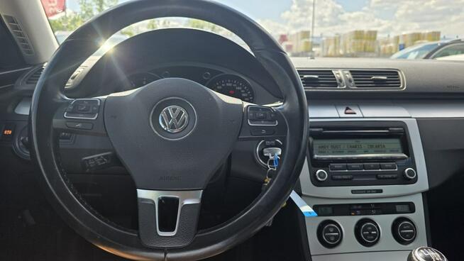 Volkswagen Passat Climatronic super stan nowy rozrząd
