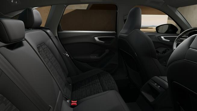 LED_Kamera_ACC_AudiSoundSystem_CarPlay_Indukcja_Gwarancja_FV23%