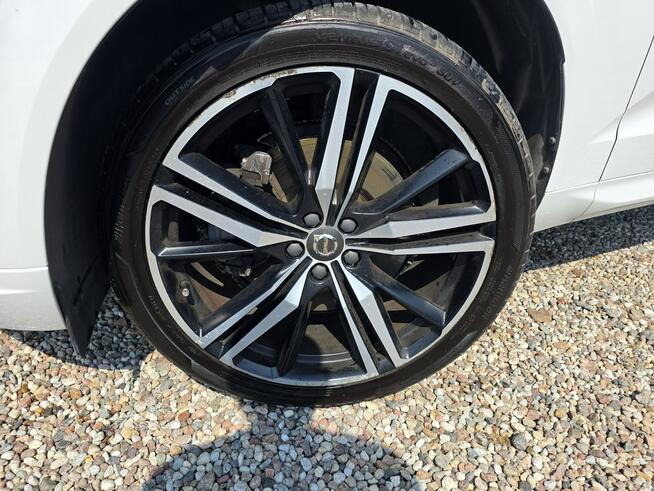 Volvo XC 60 2.0 190 D4 El.Klapa Kamera driveSelectLED Panorma R-DESING Gwarancja