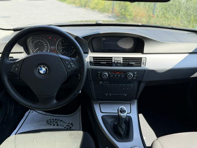 BMW E91- 2.0 BENZYNA- NISKI PRZEBIEG!!!- PANORAMA