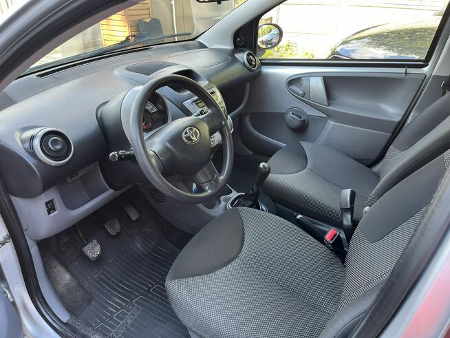 Toyota Aygo 1.0 Klima El szyby El lusterka Wspomaganie Stan BDB Bezwypadk opłacony