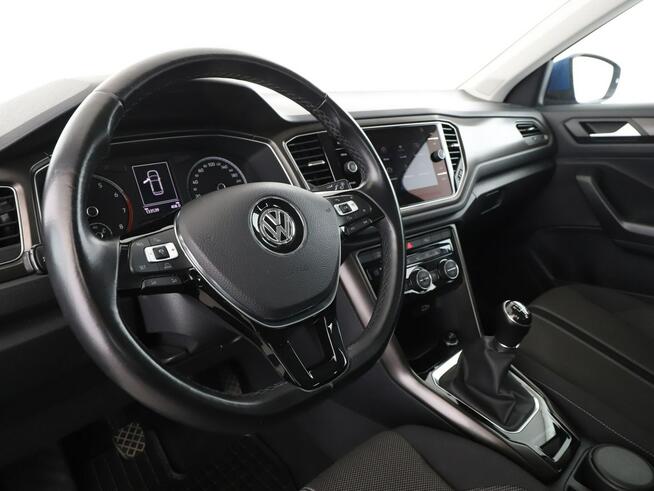 Volkswagen T-Roc klima auto grzane fotele navi matrix LED czujniki parkowania