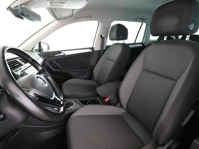 Volkswagen Tiguan R-Line automat navi PDC-kamera climatronic ACC