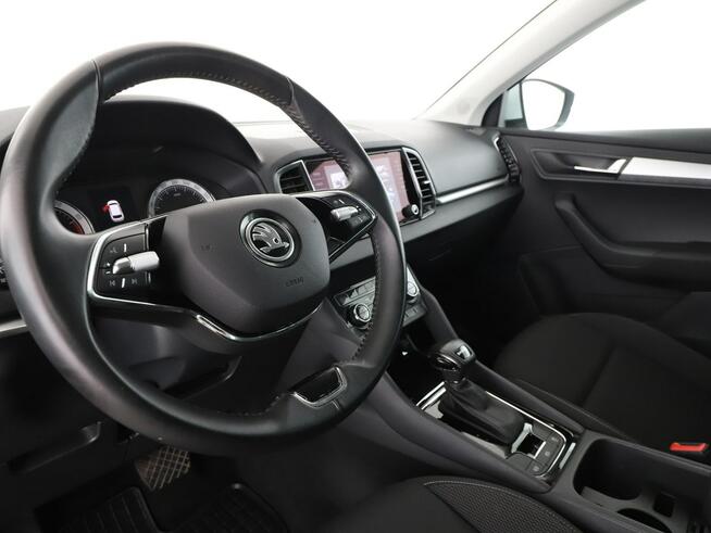 Škoda Karoq lift DSG navi klima auto kamera i czujniki parkowania