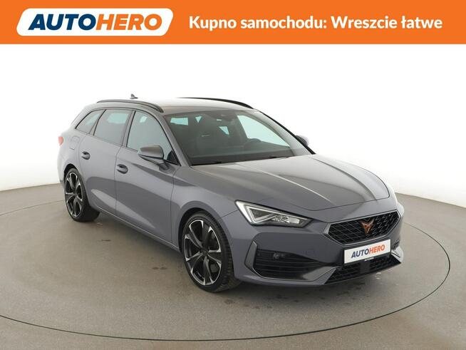 Cupra Leon 4x4 DSG full LED virtual cocpit navi grzane fotele czujniki parkowania