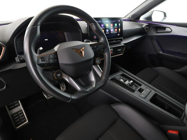 Cupra Leon 4x4 DSG full LED virtual cocpit navi grzane fotele czujniki parkowania