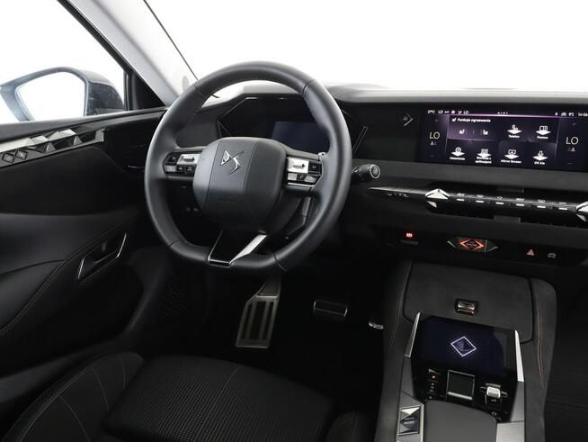 DS Automobiles DS 4