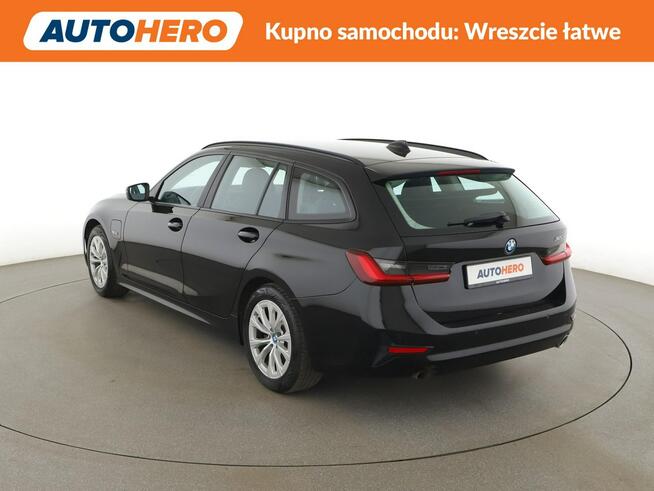 BMW 320 PHEV automat full LED skóra virtual cocpit navi klima auto grzane fote
