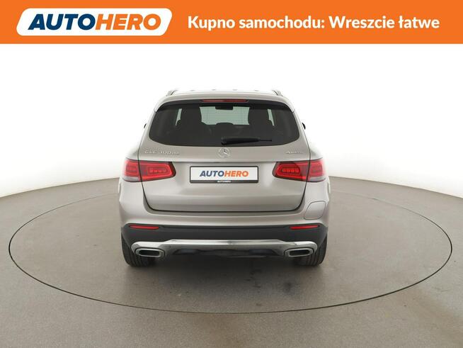 Mercedes GLC 300 FV23 pHEV 4matic kamera carplay led automat navi pdc asystenci skóra