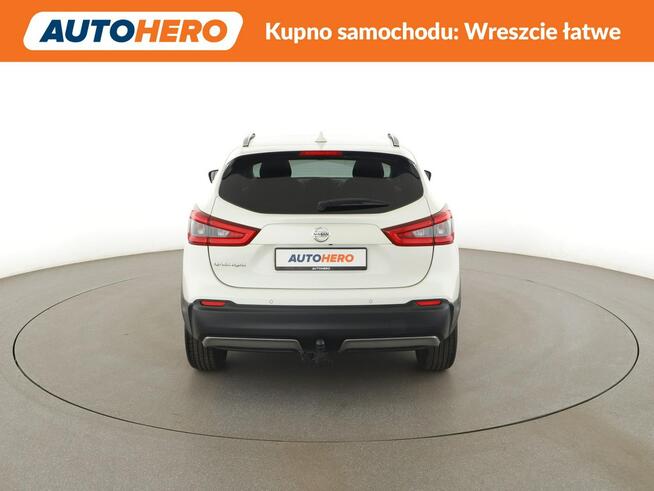 Nissan Qashqai N-Connecta automat panorama navi