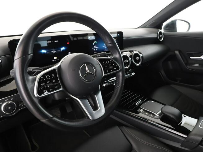 Mercedes A 250 FV23 pHEV led automat virtual navi kamera pdc