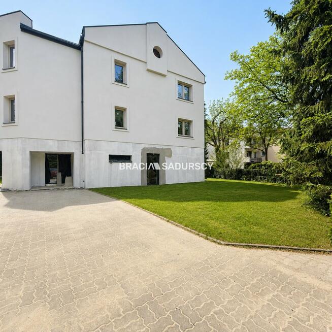 Dom Kraków Zwierzyniec, Wola Justowska, Królowej Jadwigi